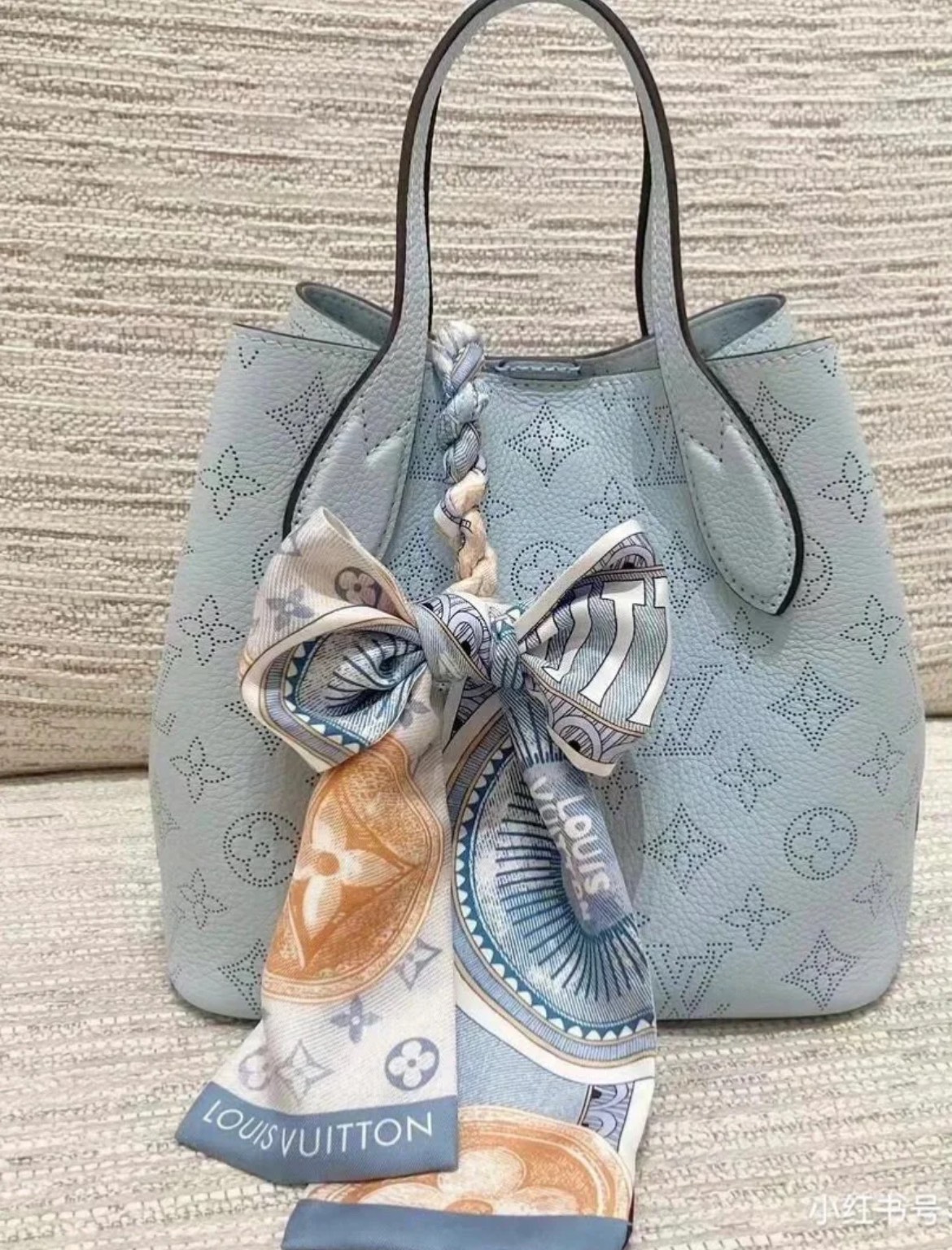 Louis Vuitton Shopping Bags